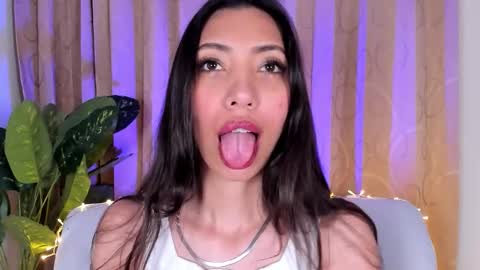 Miss Veronica online show from 01-14-26, 12:55