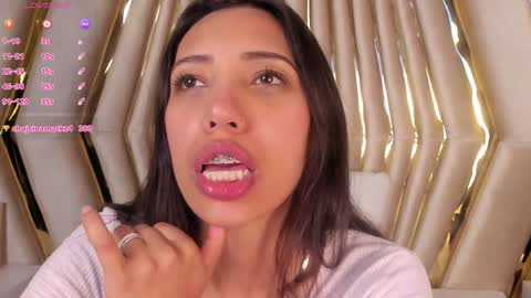 Veronica summer  7AM to 1500 PM hour GMT-5 online show from 12-17-24, 05:58