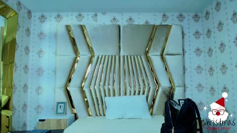 Veronica summer  7AM to 1500 PM hour GMT-5 online show from 12-20-24, 11:43