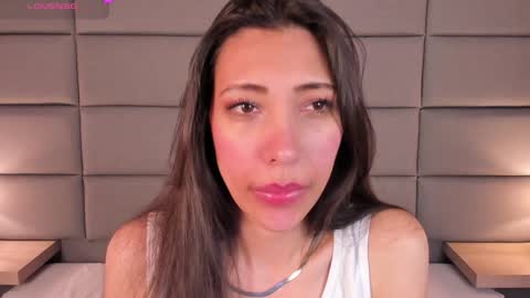 Veronica summer  7AM to 1500 PM hour GMT-5 online show from 01-03-25, 02:40