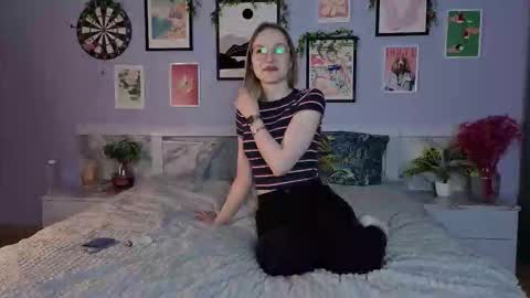 missadelletrix online show from 11-13-25, 11:31