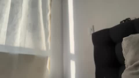 Ameliahs online show from 12-15-25, 11:47