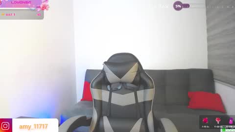 Snapshot of missamy_adams chatting on 10-15-25, 08:09 AMY INDEPENT MODEL online show from 10-15-25, 08:09