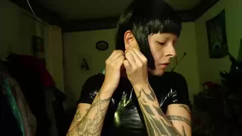 Anarkitten  online show from 09-17-25, 12:12