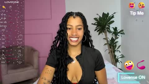 Snapshot of missangeldust chatting on 12-30-24, 12:20 missangeldust online show from 12-30-24, 12:20