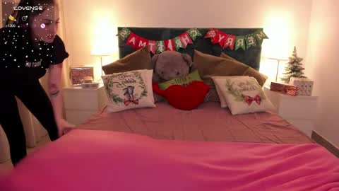Angelina online show from 12-17-24, 06:45