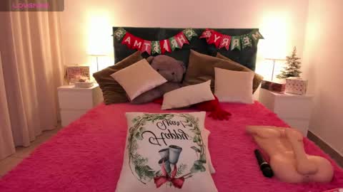 Angelina online show from 12-19-24, 06:23