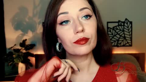 The divine Beverly online show from 12-08-24, 02:41