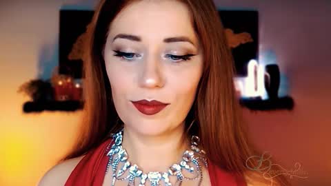 The divine Beverly online show from 11-14-25, 03:49