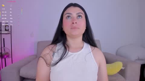 Bianca Torres online show from 11-14-25, 12:37