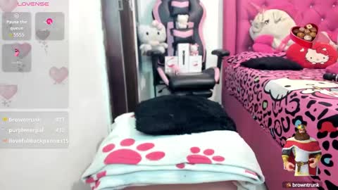 Snapshot of missblackcandy chatting on 02-24-25, 05:00 missblackcandy online show from 02-24-25, 05:00