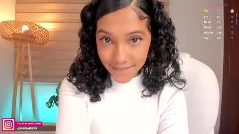 Sara Vanegas online show from 10-15-25, 12:27