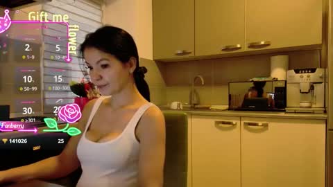 Snapshot of missbya chatting on 11-10-25, 06:01 missbya online show from 11-10-25, 06:01