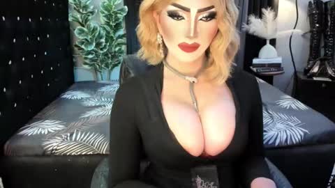 PRIESTESS CHANNEL online show from 10-20-25, 09:37