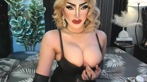 PRIESTESS CHANNEL online show from 10-26-25, 10:04