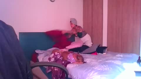 melodie  online show from 03-10-26, 06:24