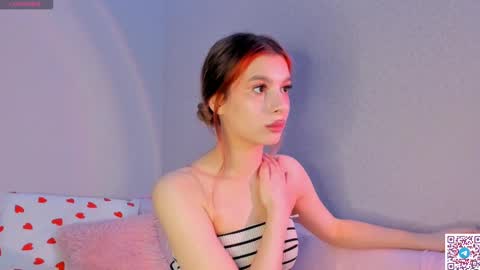 Snapshot of misseliss chatting on 02-25-25, 10:29 Hello dear my name Elisa online show from 02-25-25, 10:29