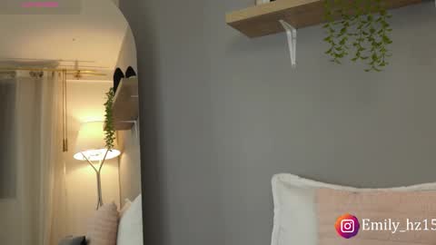 Yuliana online show from 11-28-25, 09:23