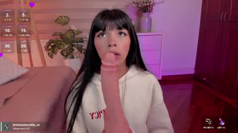 Julieta Arboleda   but i like call me esme online show from 01-09-25, 11:02