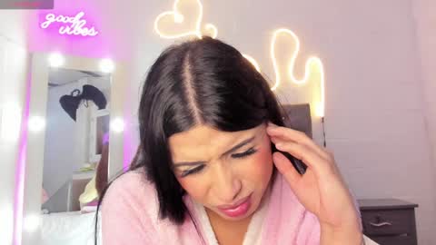 Gisell   Gigi online show from 12-23-24, 01:08