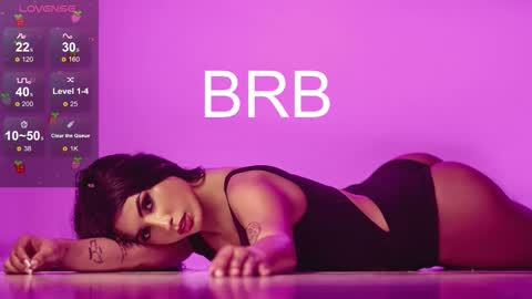 Gisell   Gigi online show from 12-13-25, 07:53