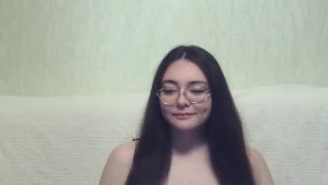 Snapshot of missis_mona chatting on 01-05-25, 04:06 missis mona online show from 01-05-25, 04:06