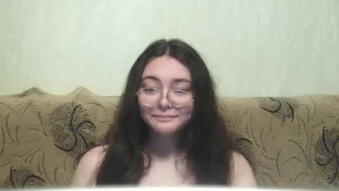 Snapshot of missis_mona chatting on 01-14-25, 08:15 missis mona online show from 01-14-25, 08:15