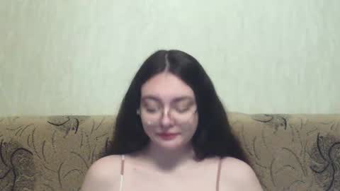 Snapshot of missis_mona chatting on 01-19-25, 11:53 missis mona online show from 01-19-25, 11:53