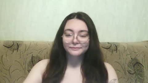 Snapshot of missis_mona chatting on 02-14-25, 08:05 missis mona online show from 02-14-25, 08:05