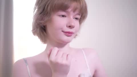 Snapshot of misska__ chatting on 10-18-25, 07:31 BONYA online show from 10-18-25, 07:31