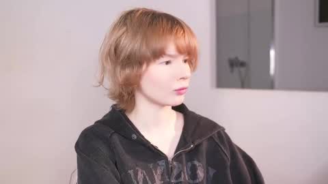 Snapshot of misska__ chatting on 10-23-25, 06:45 BONYA online show from 10-23-25, 06:45