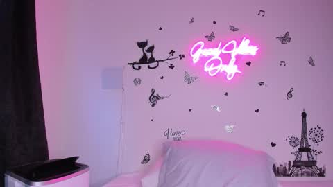 MissKarinaHilton online show from 09-28-25, 03:17