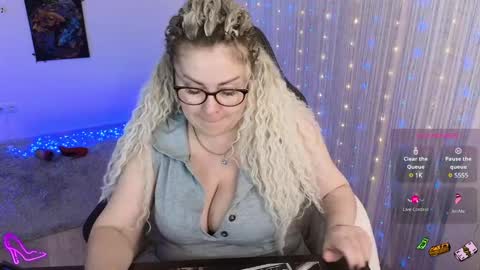 you can call me Mommymy GoddessMiss Kassandra online show from 12-08-24, 07:54