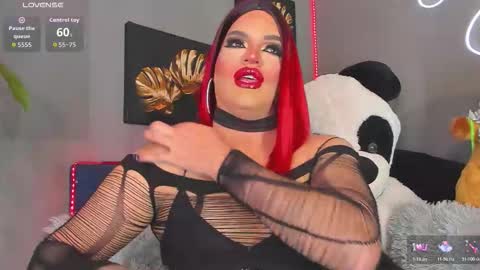 Snapshot of misskassandraa_ chatting on 11-24-25, 12:43 kassandra lazcano online show from 11-24-25, 12:43