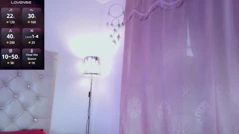 Snapshot of misskatiia chatting on 02-28-25, 11:47 misskatiia online show from 02-28-25, 11:47