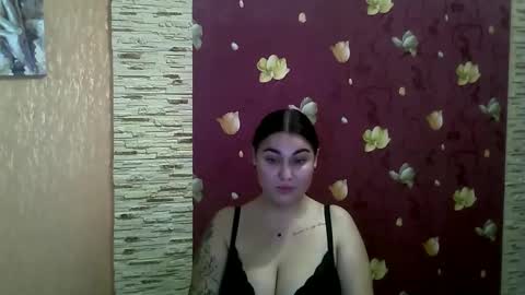 Lisa online show from 01-19-25, 05:28
