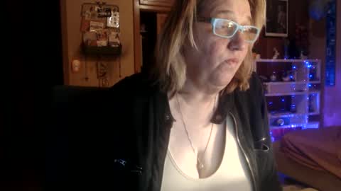 MissKittyFox online show from 01-13-25, 01:56
