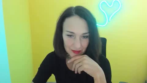 Christina online show from 10-22-25, 11:10