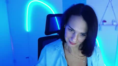 Christina online show from 10-23-25, 11:20