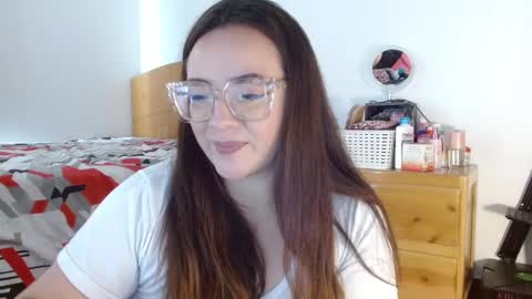 eva   online show from 02-02-25, 02:24