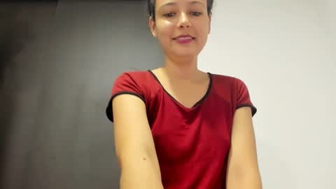 Rose online show from 09-21-25, 08:43