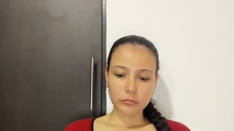 Rose online show from 09-25-25, 12:36