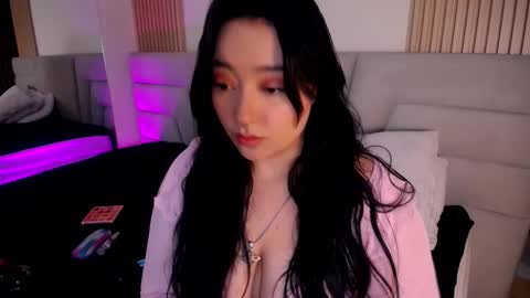 Miss Loise online show from 11-10-25, 03:38