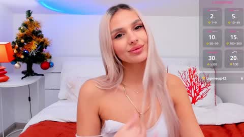 Snapshot of misslou_ chatting on 12-26-24, 09:44 Lou online show from 12-26-24, 09:44