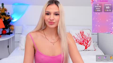 Snapshot of misslou_ chatting on 01-18-25, 09:45 Lou online show from 01-18-25, 09:45
