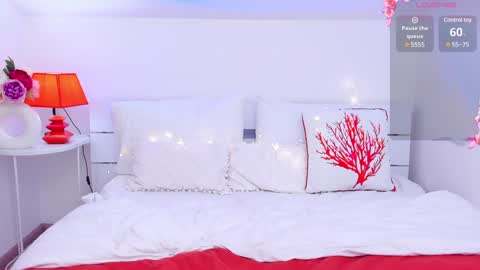 Snapshot of misslou_ chatting on 02-03-25, 09:41 Lou online show from 02-03-25, 09:41