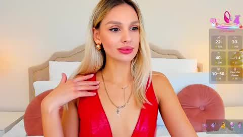 Snapshot of misslou_ chatting on 10-23-25, 05:18 Lou online show from 10-23-25, 05:18