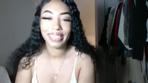 kourtn3ylov3  twitter online show from 10-13-25, 05:07