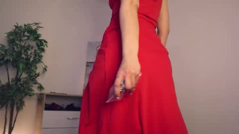 Lullu online show from 02-20-25, 11:09