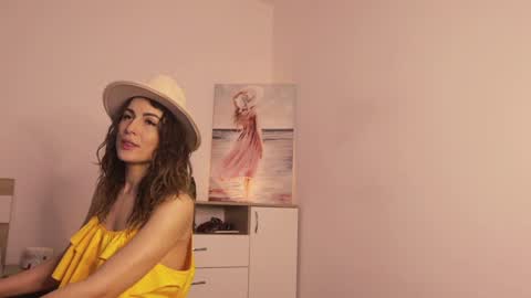 Lullu online show from 03-06-25, 10:52